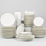 466137 Dinner set